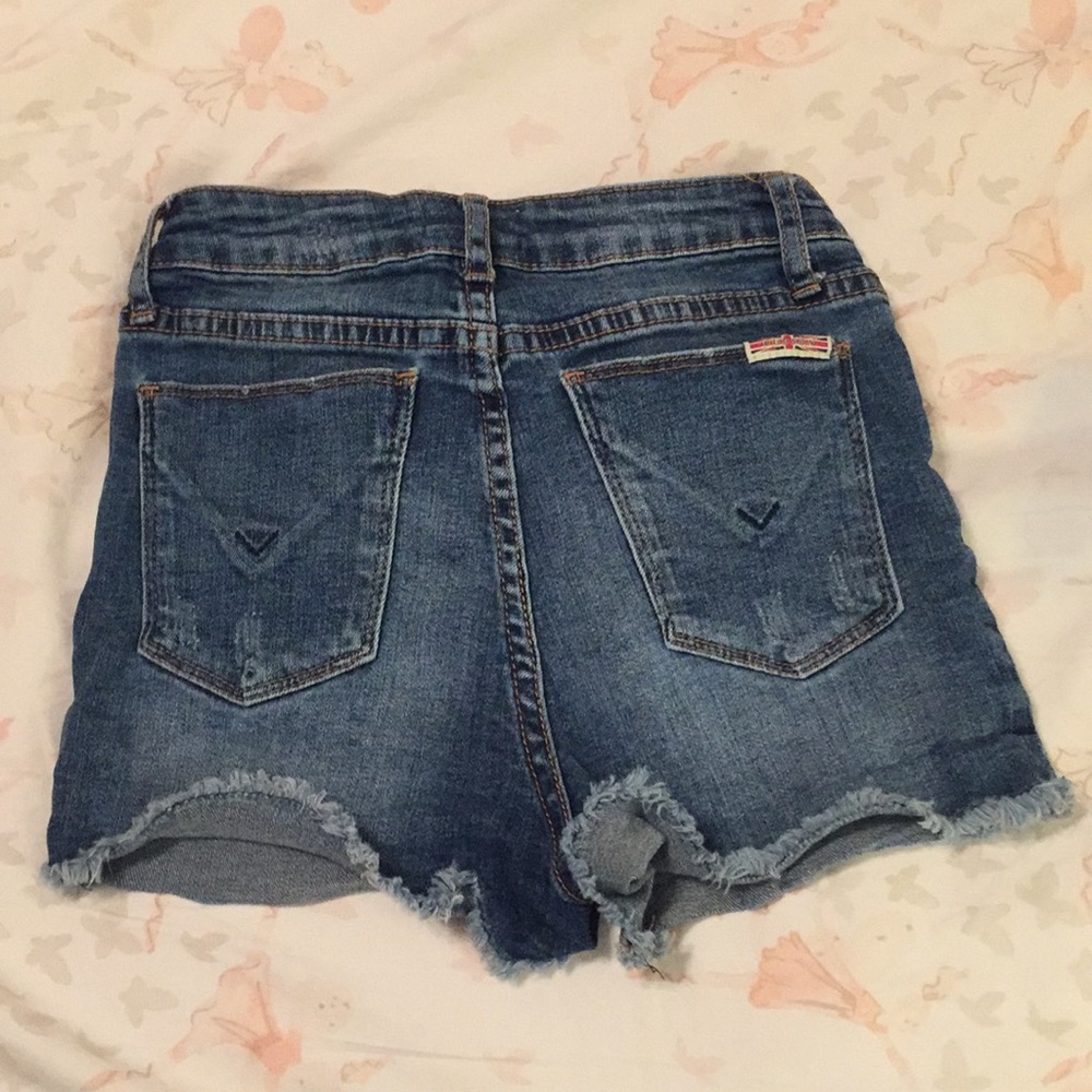Hudson distressed jean shorts like new!! - Picture 1 of 4